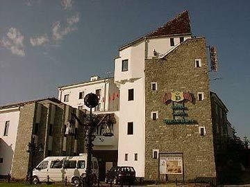 Castel Dracula Hotel Bistrita Main Road 4 Piatra Fantanele Romania