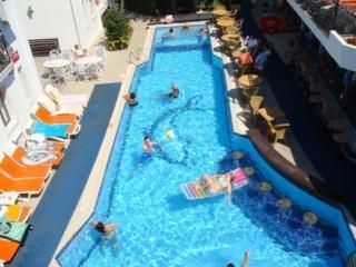 Hotel Istankoy Bodrum Ataturk Caddesi No 73