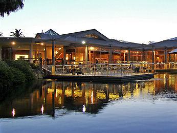 Novotel Pacific Bay Resort Coffs Harbour Cnr Pacific Hwy and Bay Drive