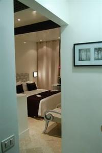 Chateau Blanc Hotel Rome Via Del Babuino 35