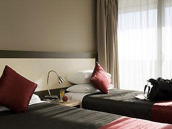 Grand Mercure Apartments One Darling Harbour Sydne 50 Murray Street Darling Harbour