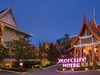 Mercure Samui Buri Resort 26/24 Moo 4 Maenam Beach