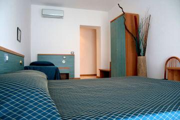 Hotel Marc Antonio Rome Via Cavour 47 00184 Roma