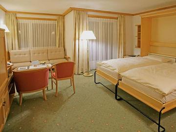 Europa Hotel St. Moritz Via Suot Chesas 9