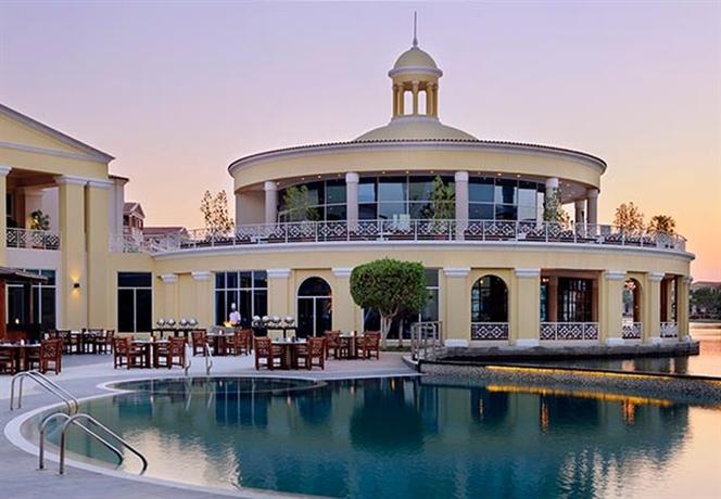 صور فندق كورت يارد دبي، غرين كوميونيتي