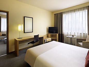 Hotel Novotel World Trade Centre Dubai Zabeel Road 2nd PO Box 9622