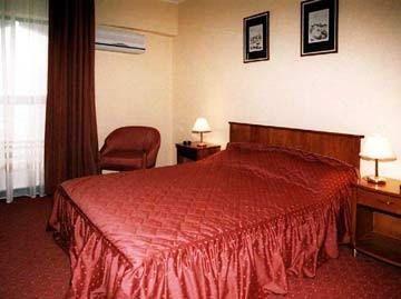 Racova Hotel Vaslui Str.Stefan Cel Mare 69