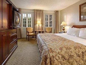 The Inn on Bourbon Ramada Plaza Hotel New Orleans 541 Bourbon Street