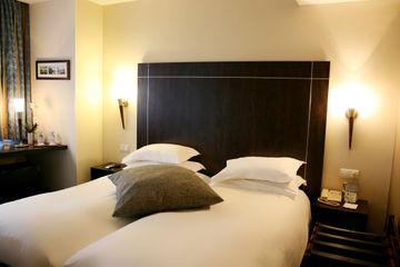 Quality Hotel Opera Saint Lazare Paris 15 Rue Constantinople