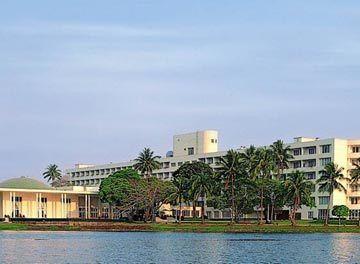 Inya Lake Hotel Yangon
