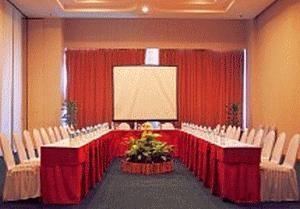 Ritzy Hotel Manado Jalan Piere Tendean Boulevard