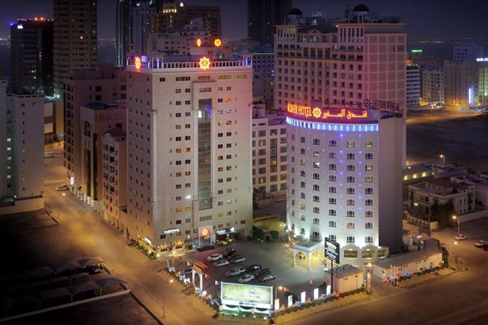 صور فندق و برج السفير