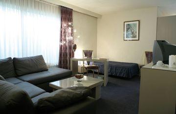 Leonardo Hotel Charleroi City 96 Boulevard Tirou