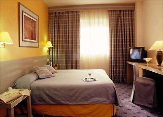 Tryp Salamanca Hotel Calle Alava 8