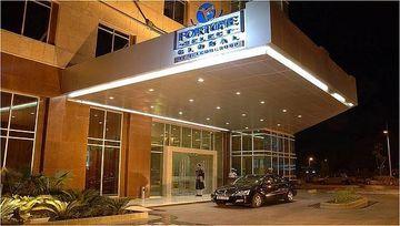 Fortune Select Global Hotel Gurgaon Global Arcade, M.G Road