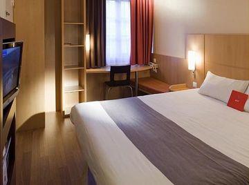 Ibis Brussels Off Grand Place Hotel Grasmarkt 100 Rue du Marche Aux Herbes 100