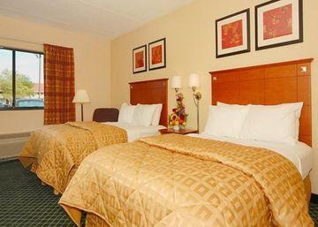 Comfort Inn Philadelphia Airport Essington 53 Industrial Hwy.