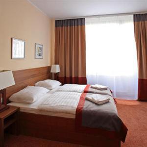 Ivbergs Hotel Berlin Messe Heerstrasse 5