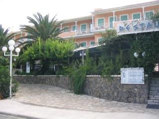 Oscar Hotel Feakes Dassia