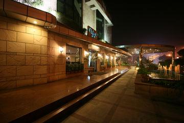 City Park Hotel New Delhi Pitampura