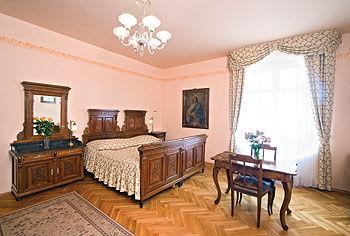 Mucha Hotel Prague Sokolovska 26