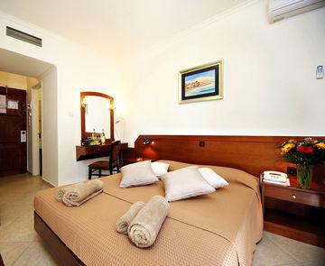 Arkadi Hotel Chania 1866 Square