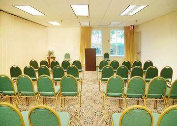 Photo from hotel 'Comfort Inn Arlington Boulevard Falls Church'