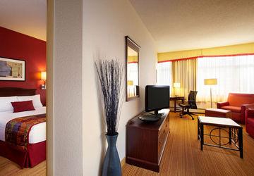 Residence Inn Downtown Ottawa 161 Laurier Avenue West