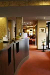 Quality Hotel Opera Saint Lazare Paris 15 Rue Constantinople