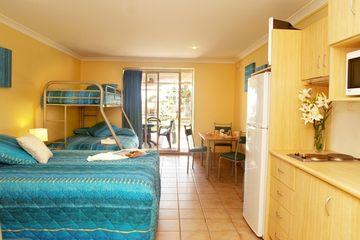 Ningaloo Reef Resort Coral Bay 1 Robinson Street Coral Bay Wa 6701 Australia