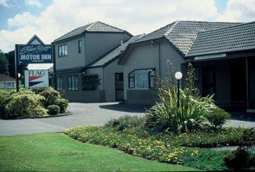 SilverOaks Inn SilverPoint Manukau City 138 Mckenzie Road