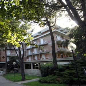 Hotel Raffaello Chianciano Terme Via dei Monti 3