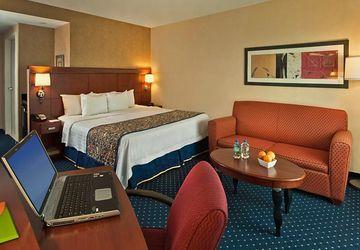 Courtyard Hotel Capitol Hill Washington D.C. 140 L Street Southeast