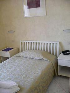 Max Hotel Rome Via Gioberti 30