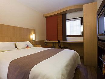 Ibis Hotel Milano Ca Granda Viale Suzzani 13/15