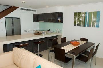 Marina Shores Apartments Airlie Beach Shingley Drive Whisper Bay