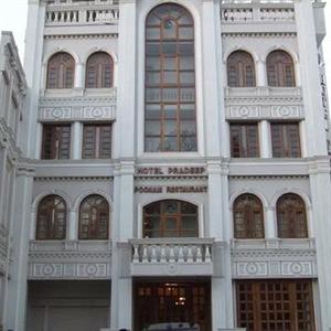 Pradeep Hotel Varanasi Jagatganj