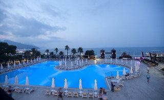 Crystal Flora Beach Resort Kemer Ciftecesmeler Mevkii