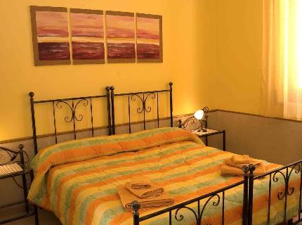 I Colori del Sole Bed & Breakfast Fiumefreddo di Sicilia Via G. La Farina 15