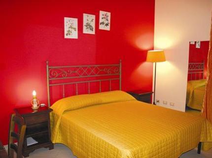 Pousada Noir Bed & Breakfast Trapani Via Fardella 128