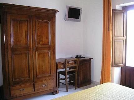 Pousada Noir Bed & Breakfast Trapani Via Fardella 128