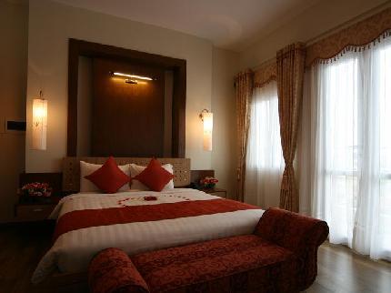 Hanoi Elegance Ruby Hotel 3 Yen Thai Street, Hoan Kiem District