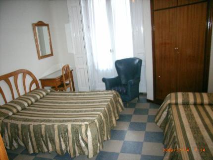 Hostal Continental Hotel Madrid C/ Gran Via 44