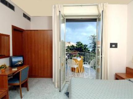 La Meridiana Hotel Sorrento Via Rota 1