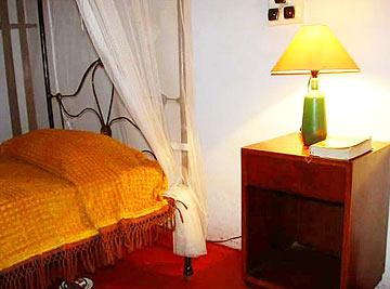 Photo from hotel 'Nuwarawewa Rest House Anuradhapura'