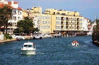 Hotel Pierre & Vacances Empuriabrava Marina Cavall De Mar, 25/30