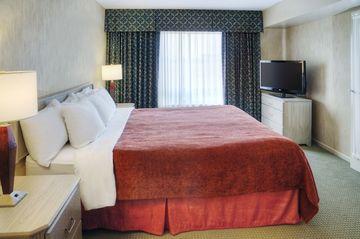 Quality Suites Quebec City 1600 rue Bouvier