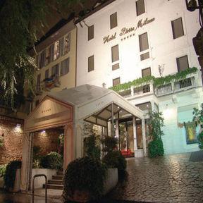 Hotel Pierre Milano Via De Amicis 32