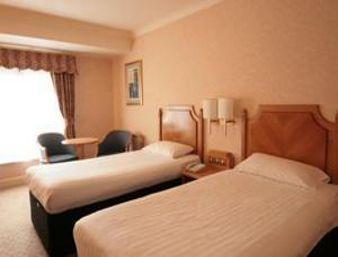 Ramada Hotel Farnham Seale Nr Farnham Surrey