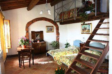 Tenuta Il Santo Hotel Monticiano Loc. Il Santo Fraz.Iesa 53015 Monticiano-Siena Italy